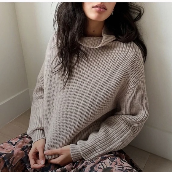 Wilfred Sweaters - Aritzia Wilfred Montpellier Turtleneck Merino-wool turtleneck sweater size small